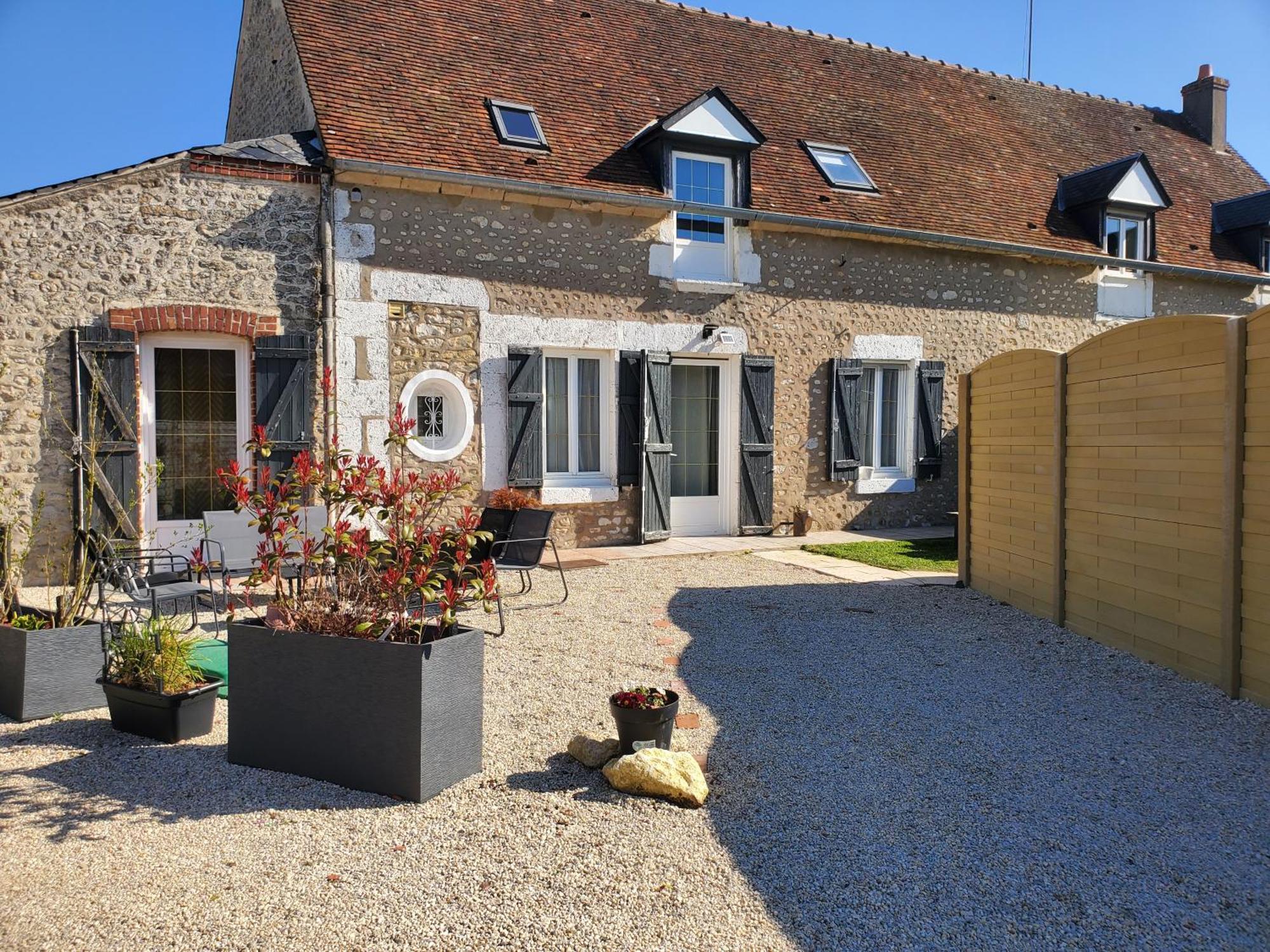 Eole-en-Beauce La Petite Folie Bed & Breakfast エクステリア 写真